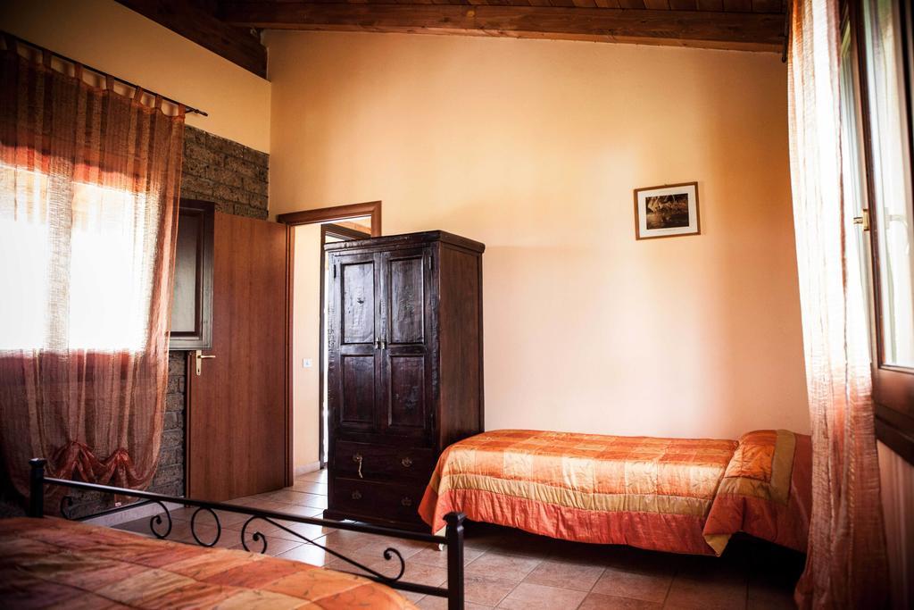 Agriturismo Il Ginepro Fluminimaggiore Ruang foto